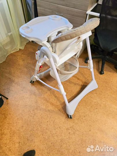 Стульчик для кормления babyton