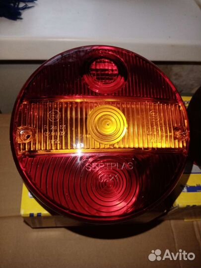 Задние фонари на грузовой прицеп