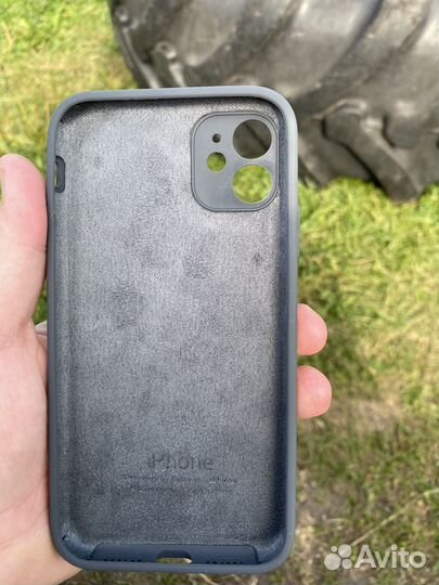 Чехол на iPhone 11