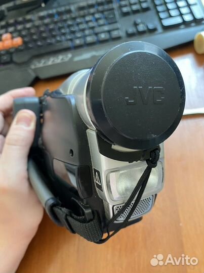 Видеокамера jvc GR-SX25E