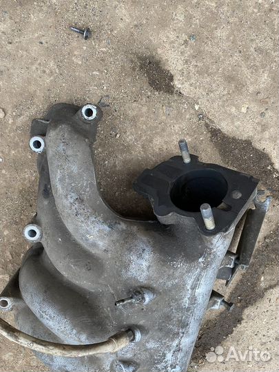 Впускной коллектор ваз 2110