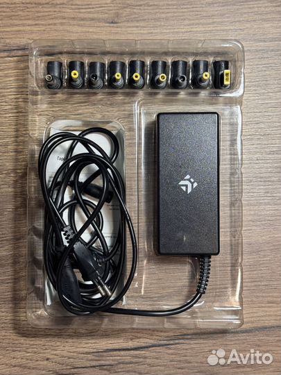 Универсальный адаптер для ноутбука Dexp T-65