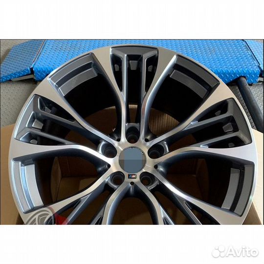 Диски R20 на BMW 599 М стиль