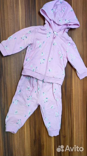 Костюм на девочку 74