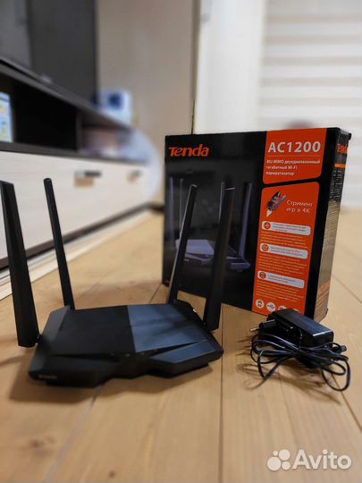 Роутер Tenda AC10U