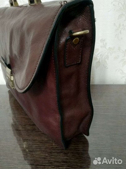 Мужской кожаный портфель