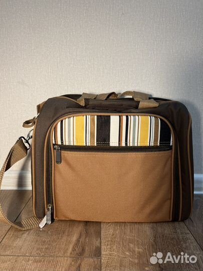 Набор для пикника новый на 4 персоны Green Glade