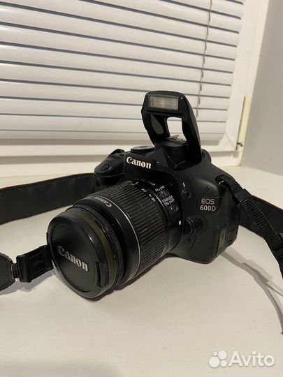 Зеркальный фотоаппарат canon 600d