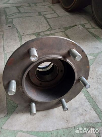 Ступица передняя зил-5301 старого образца