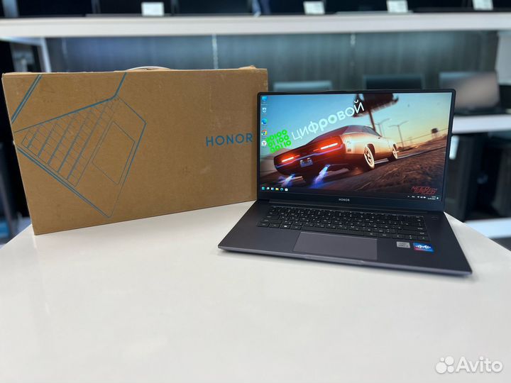 Ноутбук Honor X15/ Intel Core i3/ DDR4-8Gb/ SSD-25