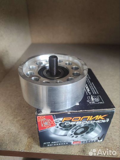 Ролик обводной ремня генератора Крайслер 2.4