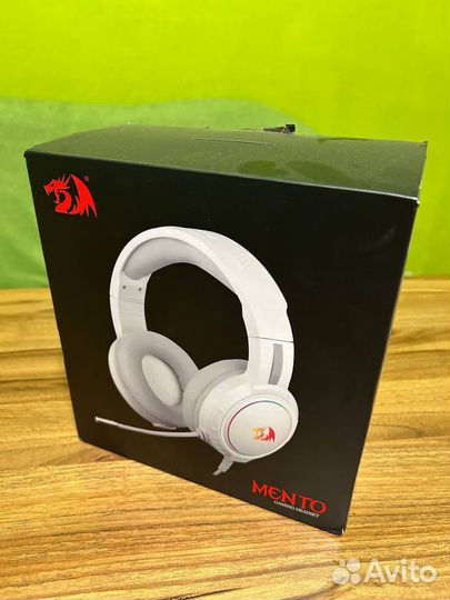 Проводные наушники