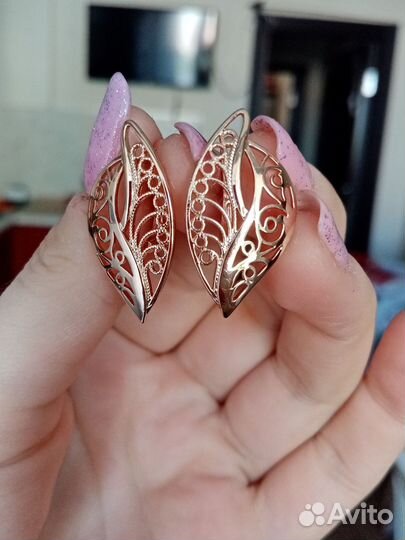 Золотые серьги 585 RG