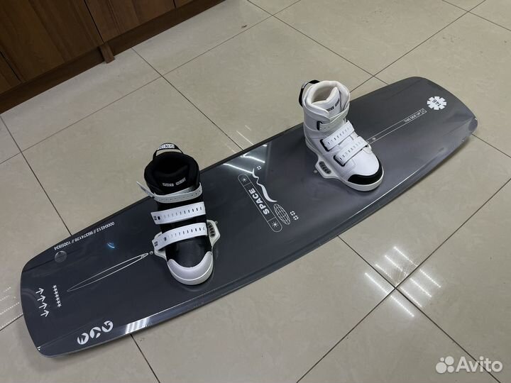 Вейкборд MDay Space с креплениями (новый)