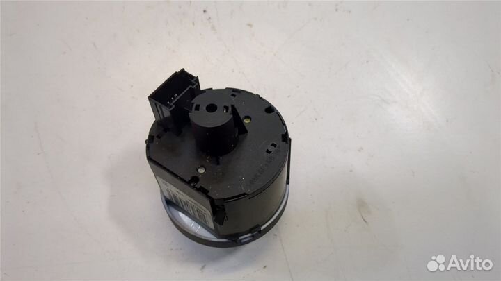 Переключатель света Volkswagen Tiguan, 2014