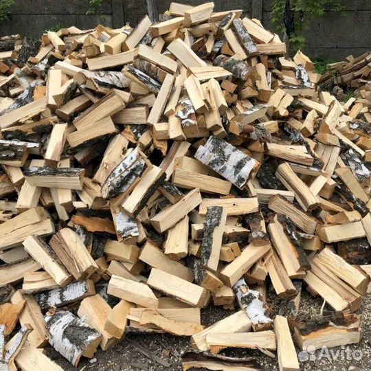 Дрова березовые колотые с заготавливались весной