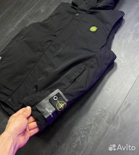 Мужская жилетка stone island