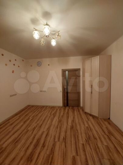 2-к. квартира, 72 м², 6/17 эт.