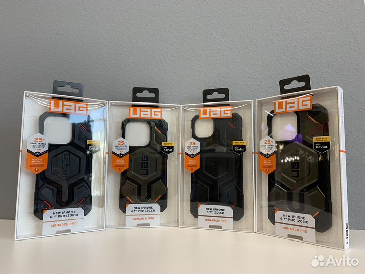 Чехол UAG Monarch Pro iPhone 15