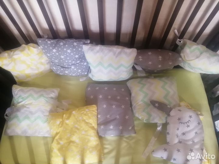 Бортики в детскую кроватку