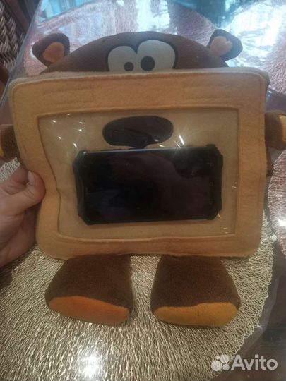 Чехол-защита маминого телефона от падения)