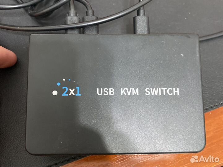 USB KVM switch (переключатель мониторов)
