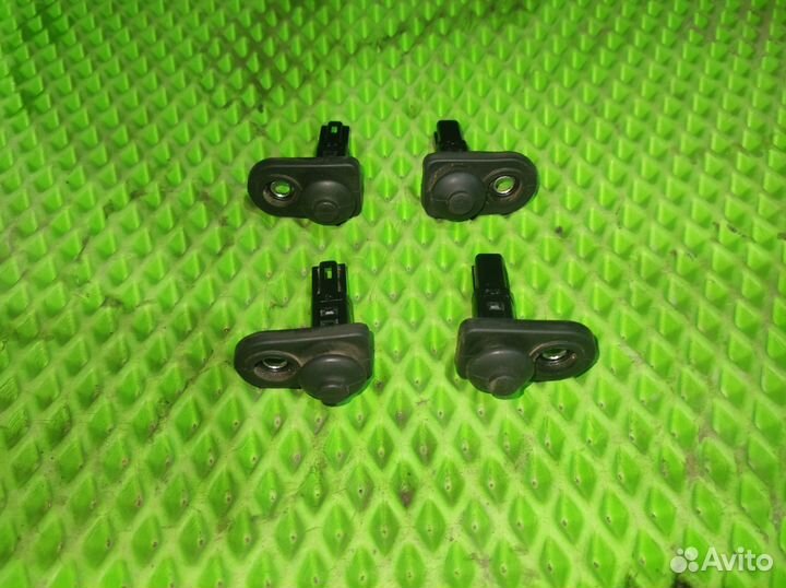 Выключатель концевой Kia Rio