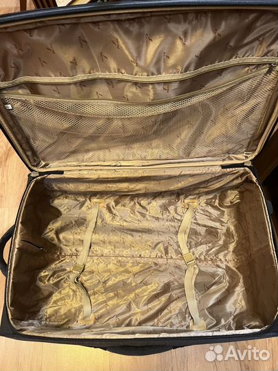 Чемодан размер L бу 72х26(+5)х45 с расширением