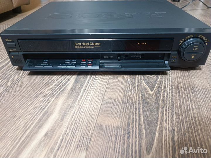 Видеомагнитофон VHS, Sony SLV-X37ME