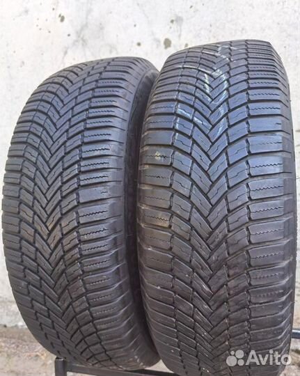 Bridgestone Weather Control A001 215/65 R16 102V