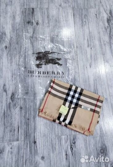 Шарф burberry