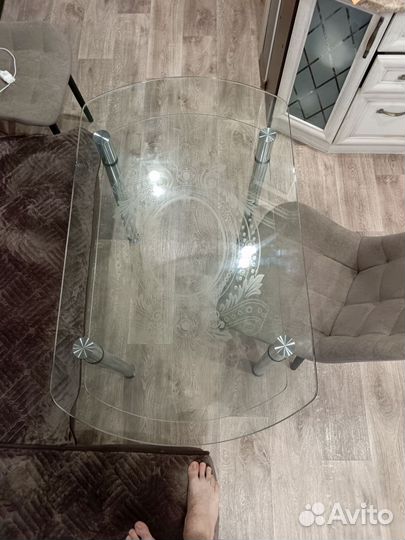 Кухонный стол