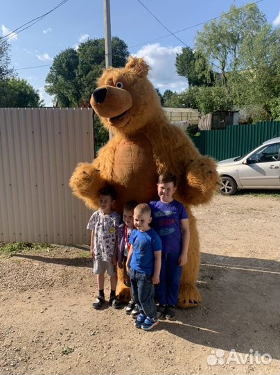 Поздравление от большого мишки
