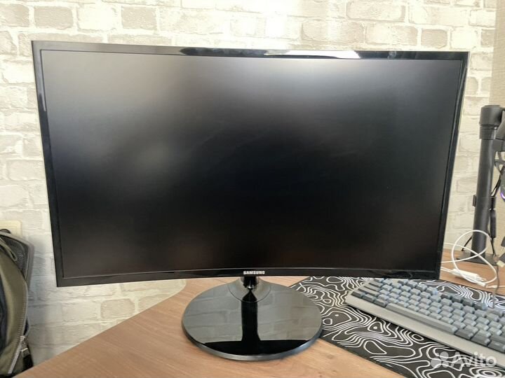 Монитор Samsung 27