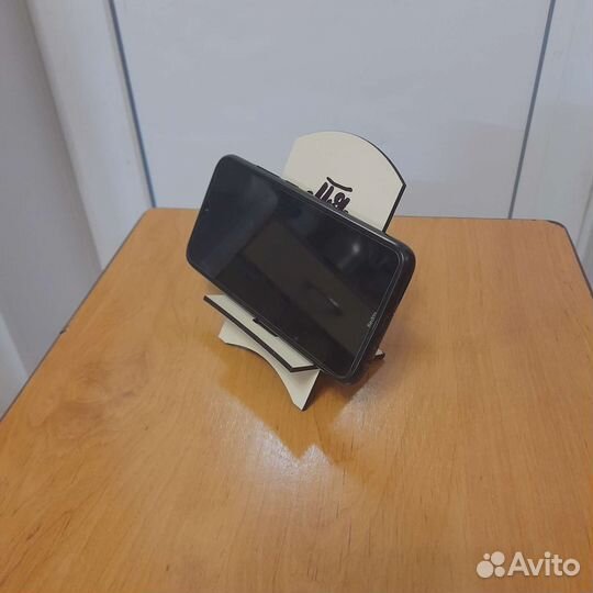 Подставка под телефон