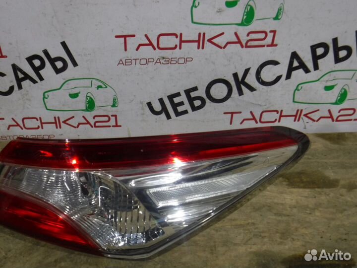 Фонарь правый наружный Toyota Camry V70 (2017+)