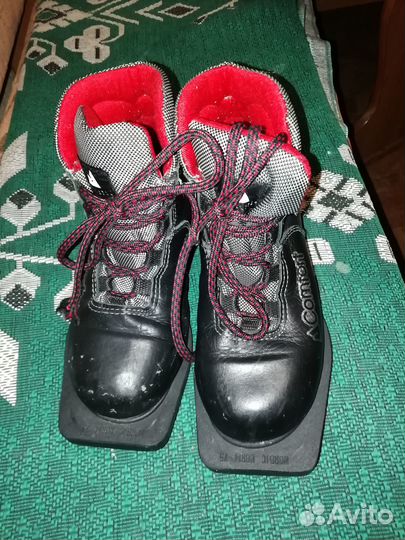 Лыжные ботинки 34 размера