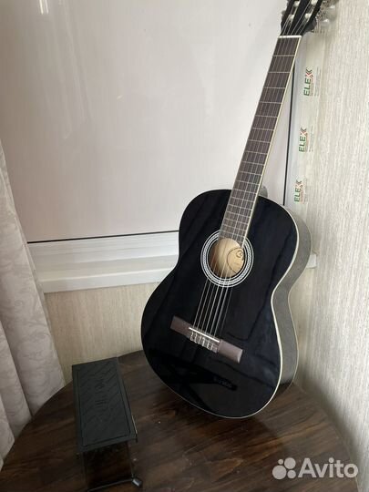 Классическая гитара