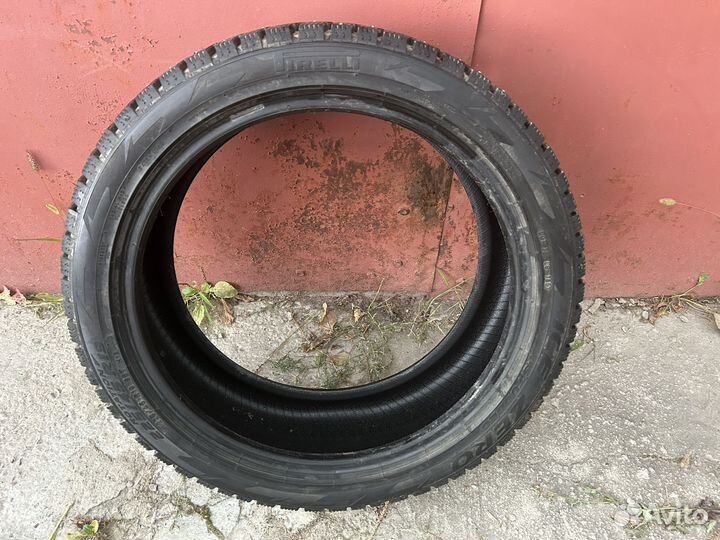 Pirelli Ice Zero 225/45 R19