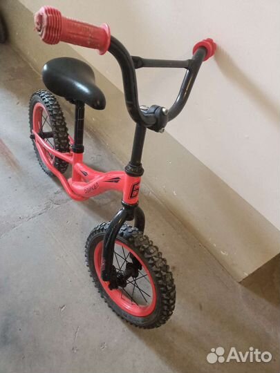 Беговел детский бу