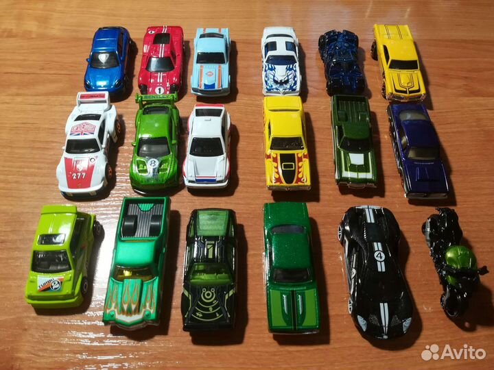 Машинки Hot Wheels и Welly