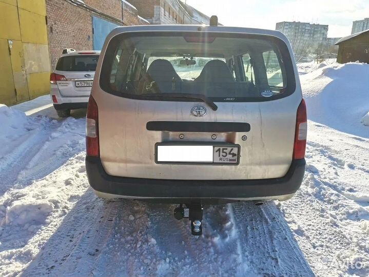 Фаркоп Toyota Probox Succeed 2002-2014 под квадрат