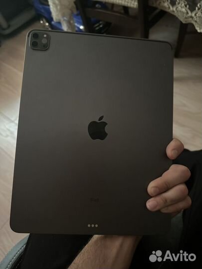 iPad pro 12.9 m1 512gb