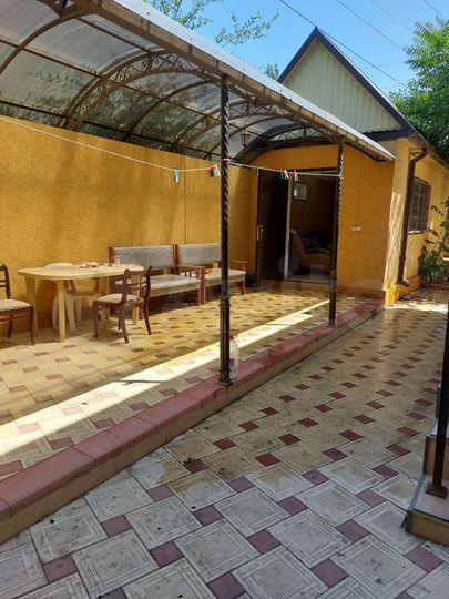 Дом 200 м² на участке 4 сот.