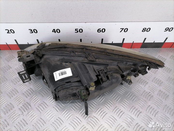 Фара передняя для Ford Mondeo 3 1435622