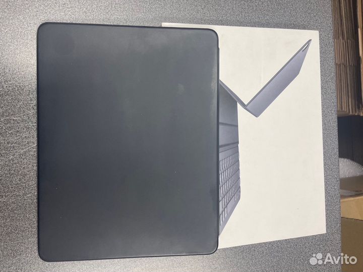 Клавиатура Apple Smart 12.9 2018