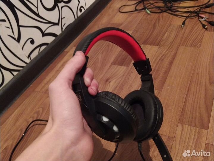 Игровые наушники с микрофоном