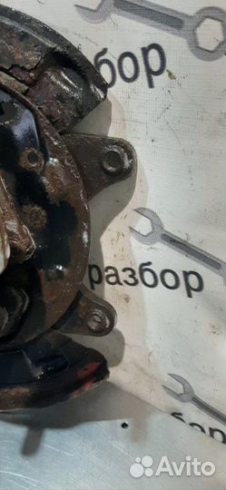 Ступица задняя левая Toyota Corolla NZE121 1NZ-FE