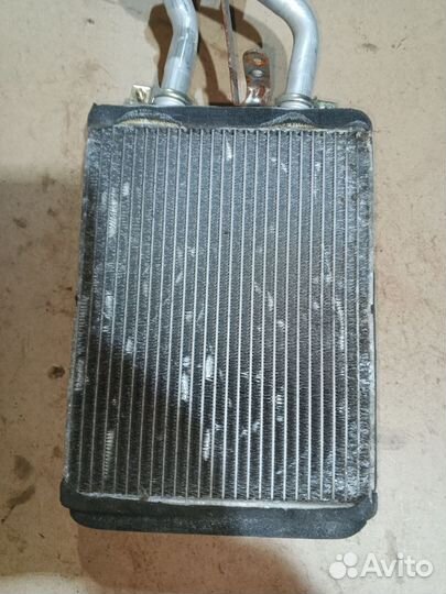 Радиатор отопителя Toyota Hiace 1999г дельфин