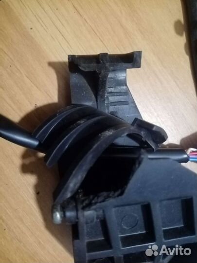 Элементы зеркала рав4